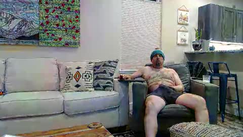 Snapshot of cinapw chatting on 02/18/25, 01:21 cinapw online show from 02/18/25, 01:21