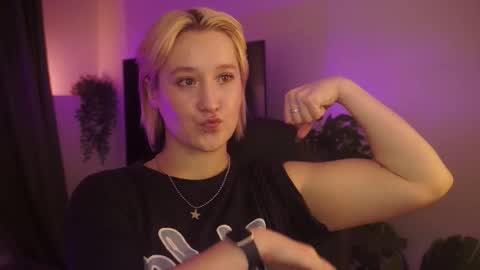 Cin Bellamy online show from 10/07/25, 06:10