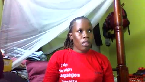 Snapshot of cinddy_14 chatting on 12/31/24, 11:31 cinddy 14 online show from 12/31/24, 11:31