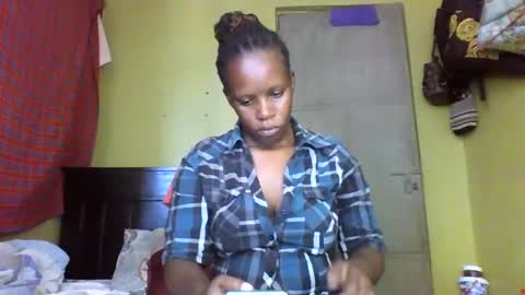 Snapshot of cinddy_14 chatting on 03/11/25, 07:37 cinddy 14 online show from 03/11/25, 07:37