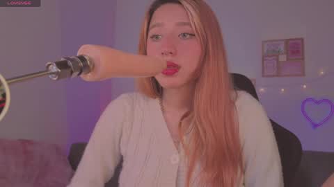 Snapshot of cinderella_lewis chatting on 05/19/26, 04:13 Sofi Eva and Mey online show from 05/19/26, 04:13