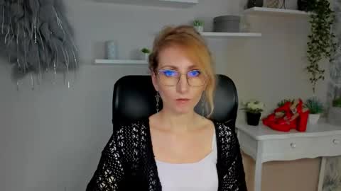 Cinderella online show from 02/25/26, 06:45