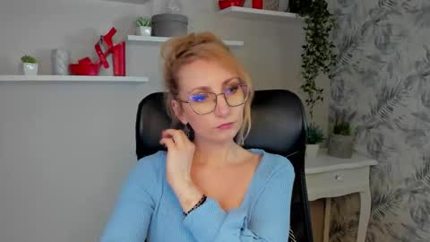 Cinderella online show from 03/03/26, 06:30