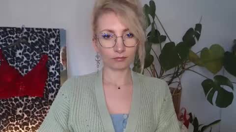 Cinderella online show from 04/10/26, 05:45