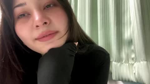 Snapshot of cindieknous chatting on 05/15/26, 11:34 Lin online show from 05/15/26, 11:34