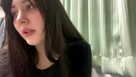 Snapshot of cindieknous chatting on 05/15/26, 11:56 Lin online show from 05/15/26, 11:56