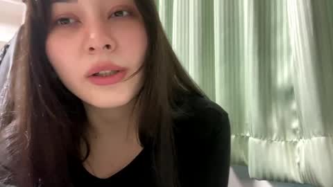 Snapshot of cindieknous chatting on 05/16/26, 12:18 Lin online show from 05/16/26, 12:18