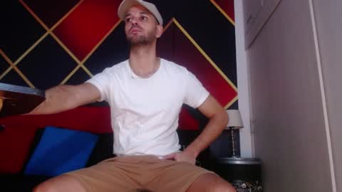 CindyandCarlo online show from 01/12/25, 01:05