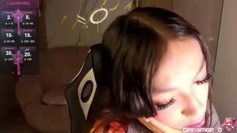 Cinnamon online show from 06/20/26, 01:03