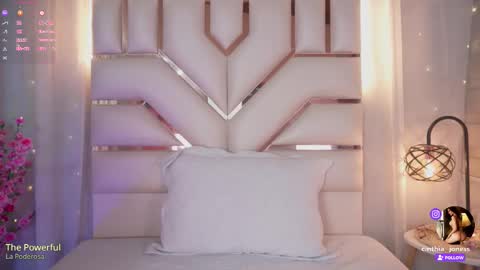 Cinthia online show from 02/24/26, 08:12