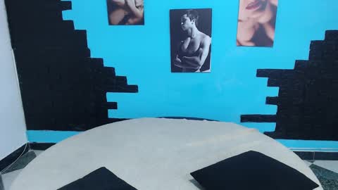 Snapshot of cinthya_dan chatting on 09/23/25, 06:11 Cinthya online show from 09/23/25, 06:11