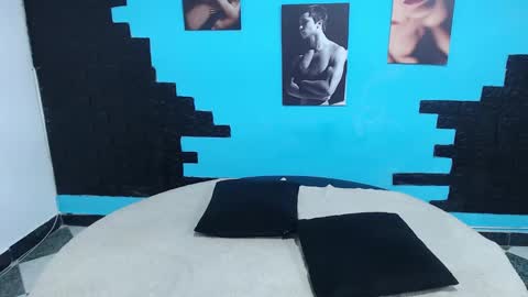 Snapshot of cinthya_dan chatting on 09/24/25, 06:11 Cinthya online show from 09/24/25, 06:11