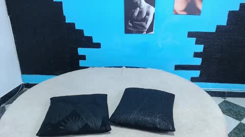 Snapshot of cinthya_dan chatting on 10/01/25, 04:02 Cinthya online show from 10/01/25, 04:02