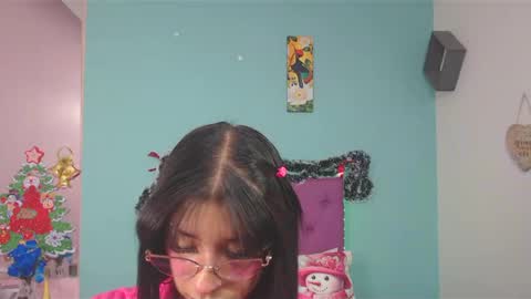 Snapshot of cinthyagomez6 chatting on 12/10/24, 10:28 cinthyagomez6 online show from 12/10/24, 10:28