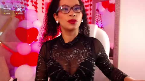 Snapshot of cintia_holms chatting on 02/16/25, 11:38 Cintia online show from 02/16/25, 11:38