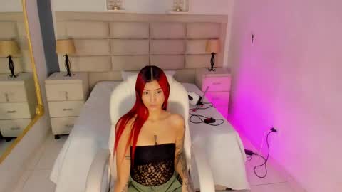 Snapshot of cintiacolins chatting on 11/20/25, 08:19 CintiaCollins online show from 11/20/25, 08:19