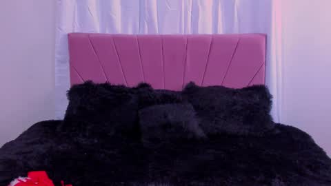 Snapshot of cintiacolins chatting on 12/13/25, 08:14 CintiaCollins online show from 12/13/25, 08:14