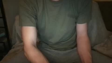 Snapshot of circumsizedbandit chatting on 10/12/25, 01:32 circumsizedbandit online show from 10/12/25, 01:32