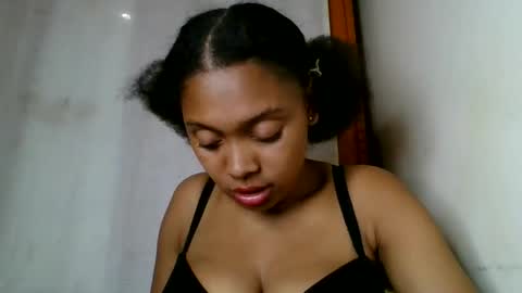 Snapshot of ckamilla45 chatting on 09/10/25, 07:19 ckamilla45 online show from 09/10/25, 07:19