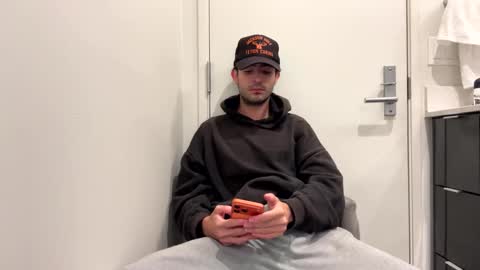 ckeefer96 online show from 03/12/26, 08:37