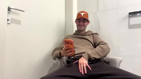 ckeefer96 online show from 03/24/26, 09:42