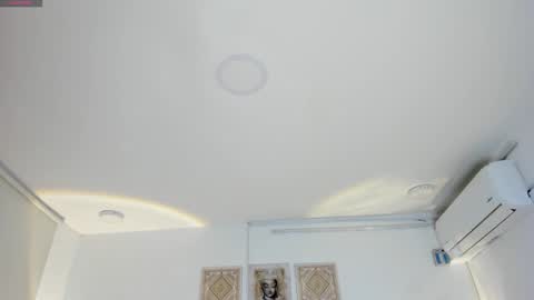 Claire 3 online show from 01/05/25, 03:34