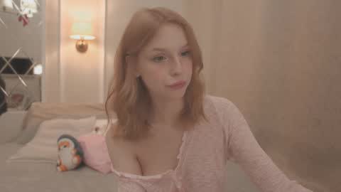 Claire Bennett online show from 10/06/25, 11:35