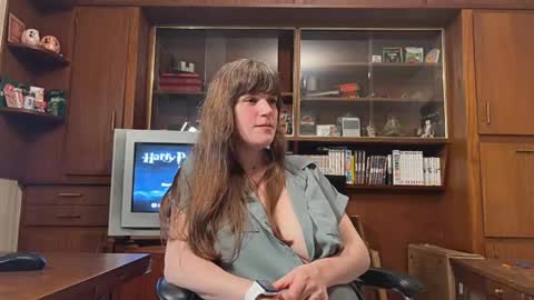 Claire Moulin online show from 05/29/26, 08:29