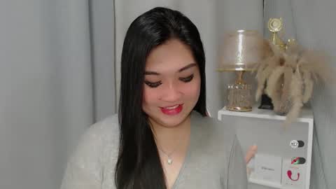 Snapshot of claire_wntr chatting on 05/24/26, 04:17 CLAIRE online show from 05/24/26, 04:17