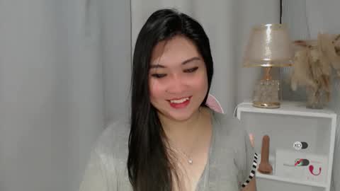 Snapshot of claire_wntr chatting on 05/28/26, 03:48 CLAIRE online show from 05/28/26, 03:48