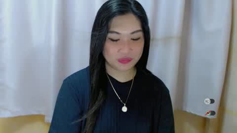 Snapshot of clairewntr_ chatting on 12/07/24, 05:48 CLAIRE online show from 12/07/24, 05:48