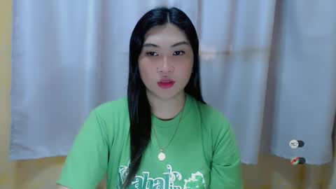 Snapshot of clairewntr_ chatting on 12/09/24, 04:45 CLAIRE online show from 12/09/24, 04:45