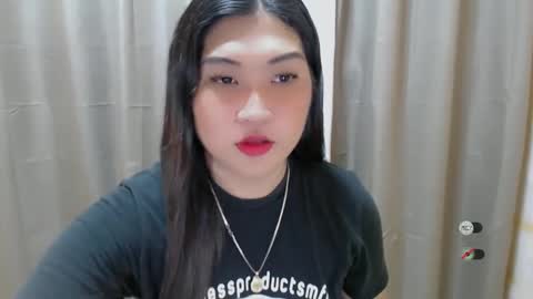 Snapshot of clairewntr_ chatting on 12/09/24, 10:11 CLAIRE online show from 12/09/24, 10:11