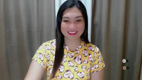 Snapshot of clairewntr_ chatting on 12/09/24, 02:17 CLAIRE online show from 12/09/24, 02:17