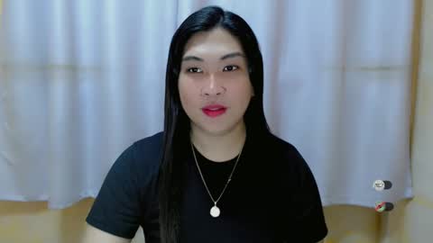 Snapshot of clairewntr_ chatting on 12/16/24, 05:38 CLAIRE online show from 12/16/24, 05:38