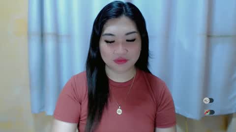 Snapshot of clairewntr_ chatting on 01/07/25, 03:35 CLAIRE online show from 01/07/25, 03:35