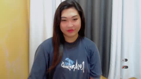 Snapshot of clairewntr_ chatting on 01/18/25, 04:10 CLAIRE online show from 01/18/25, 04:10