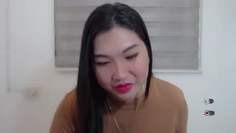 Snapshot of clairewntr_ chatting on 01/31/25, 04:47 CLAIRE online show from 01/31/25, 04:47