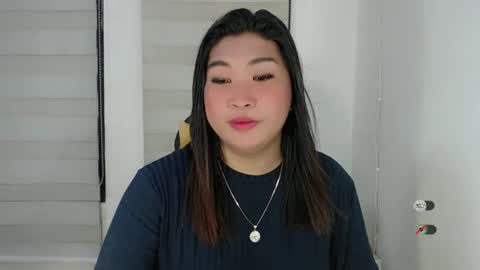 Snapshot of clairewntr_ chatting on 02/12/25, 05:47 CLAIRE online show from 02/12/25, 05:47