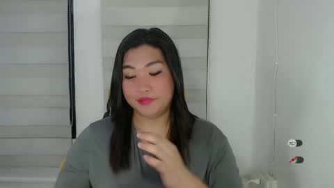 Snapshot of clairewntr_ chatting on 02/16/25, 07:26 CLAIRE online show from 02/16/25, 07:26