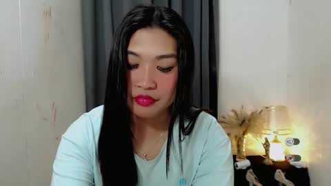 Snapshot of clairewntr_ chatting on 09/14/25, 06:07 CLAIRE online show from 09/14/25, 06:07
