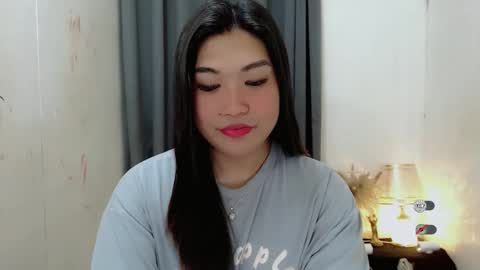 Snapshot of clairewntr_ chatting on 10/02/25, 06:09 CLAIRE online show from 10/02/25, 06:09