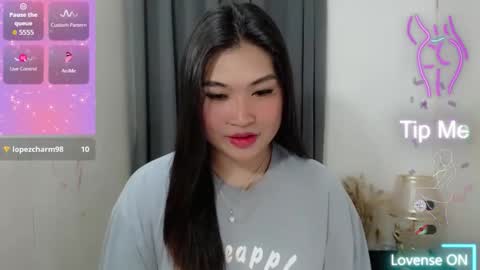 Snapshot of clairewntr_ chatting on 10/13/25, 05:29 CLAIRE online show from 10/13/25, 05:29