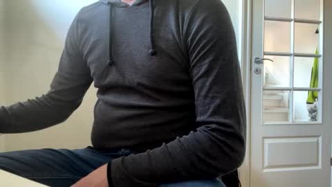 Snapshot of clamshive7 chatting on 10/19/25, 10:27 clamshive7 online show from 10/19/25, 10:27