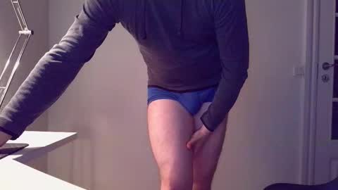 Snapshot of clamshive7 chatting on 11/27/25, 07:05 clamshive7 online show from 11/27/25, 07:05