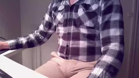 clamshive7 online show from 02/03/26, 08:58