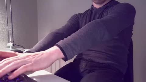 clamshive7 online show from 03/26/26, 09:31