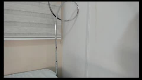 Snapshot of clara_tenssio chatting on 02/10/25, 07:04 Clara online show from 02/10/25, 07:04