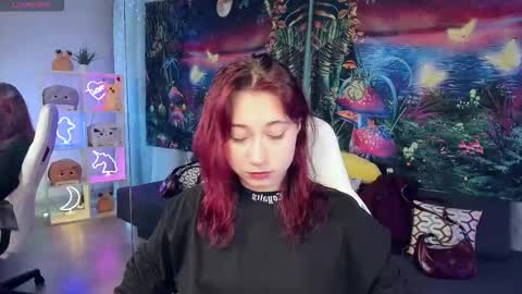 Snapshot of clarabenson chatting on 09/18/25, 06:54 clarabenson online show from 09/18/25, 06:54