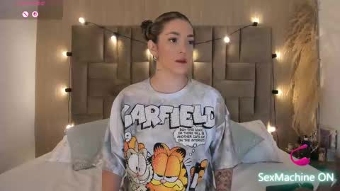 Snapshot of claradelmar_ chatting on 09/12/25, 11:43 Clara del mar online show from 09/12/25, 11:43